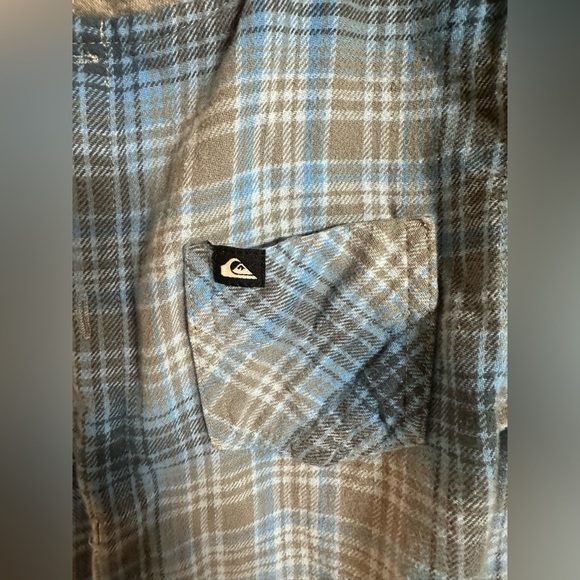 Boys Quiksilver Blue and Gray Plaid Shirt with Hood - Picture 2 of 7